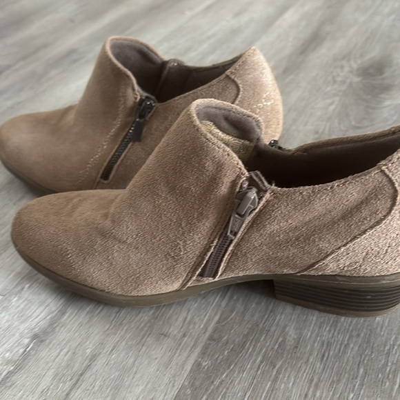 Earth Origins Collette Cheryl Brown Suede Ankle Boots 8.5 - Picture 5 of 7